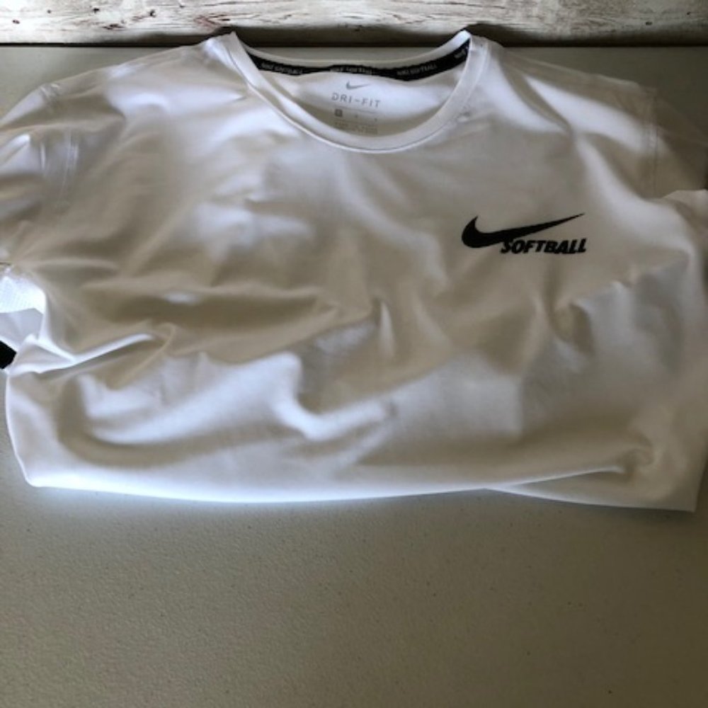 Nike Women's Dri-FIT Long-Sleeve Softball Top